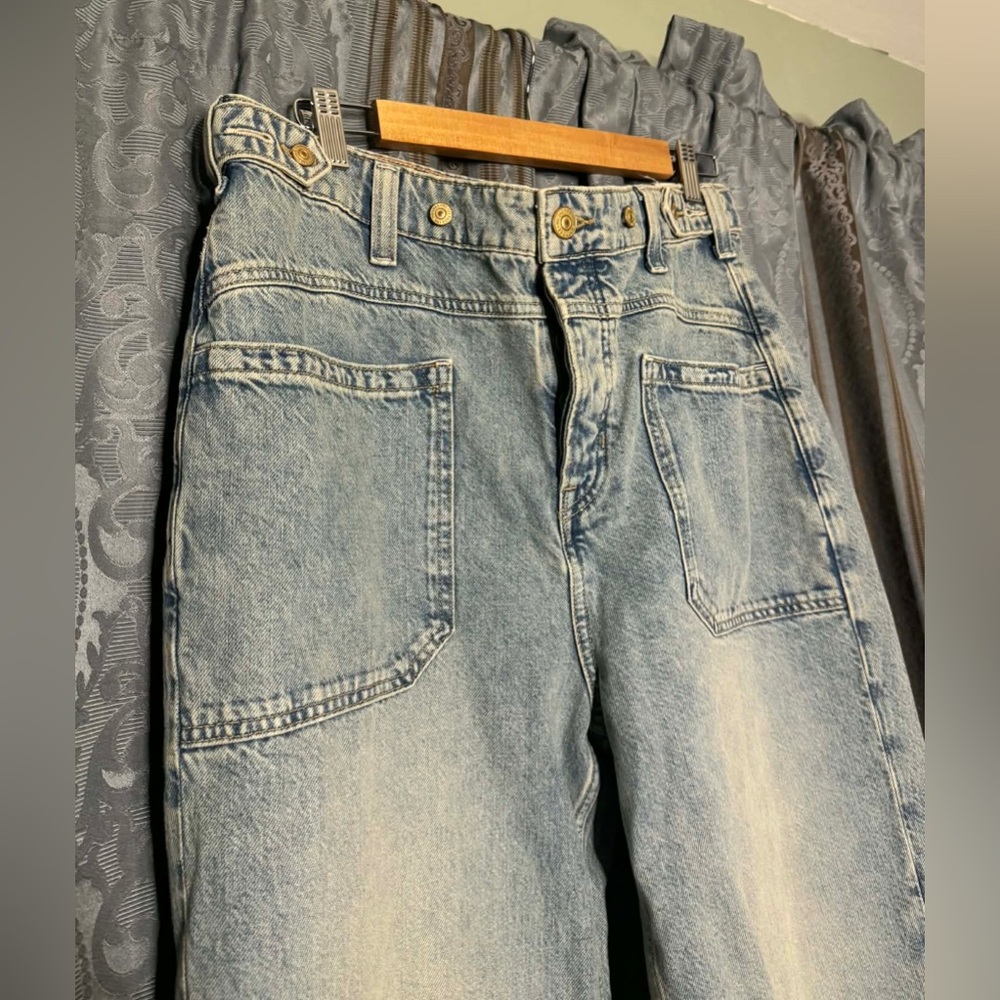 Free People Palmer Cuffed Jean in La La Land - Picture 7 of 9